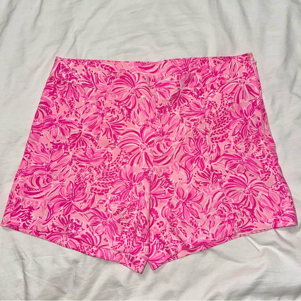 NWOT Lilly Pulitzer Lilly A Pink Blossom Foxy Llama Fola Short